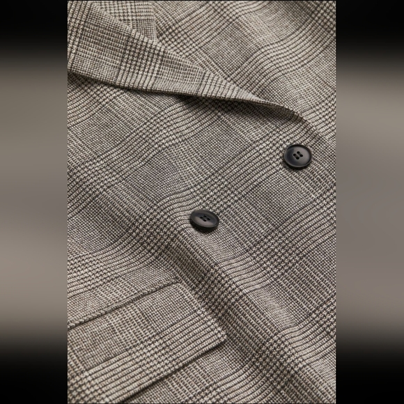 ⚡CLEAROUT SALE⚡🆕️NWT H&M Double-breasted Jacket in 'Gray/Plaid', Size Medium - Picture 11 of 14